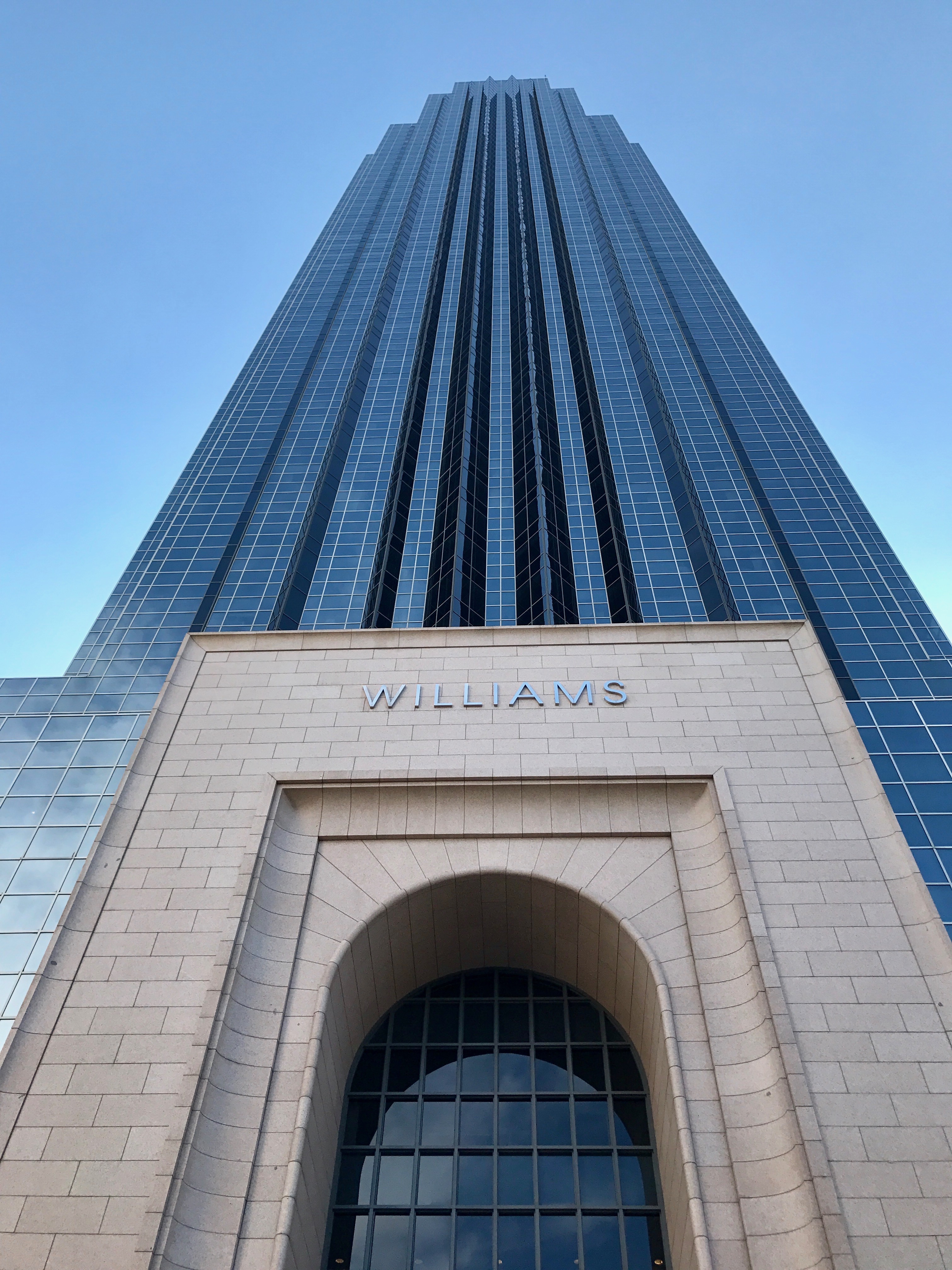 Williams Tower, Houston — exterior architectural photograph